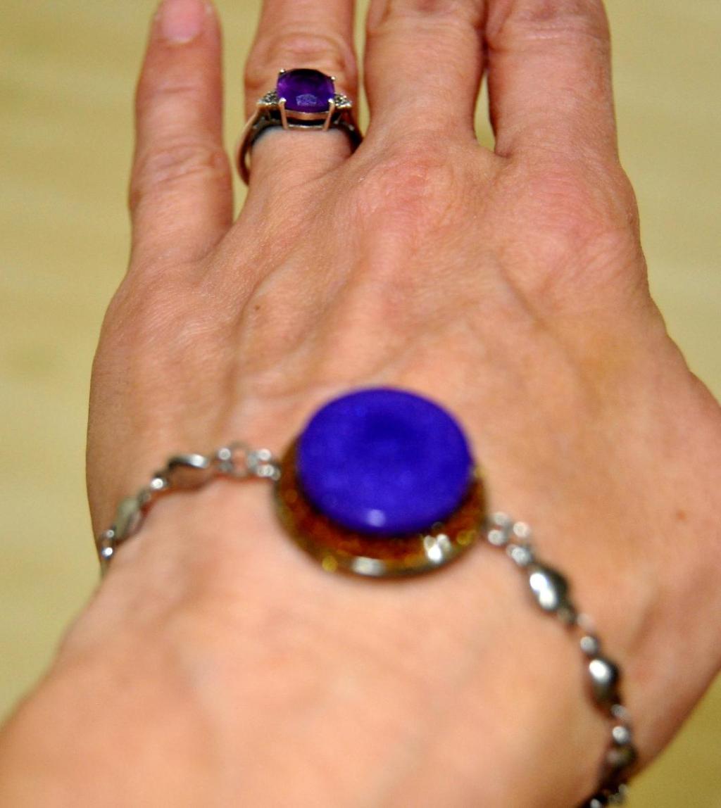 Embrace the enduring bond with your loved one through our stainless-steel bracelet. At its heart lies a precious pad, crafted from their ashes, hair, or fur, lovingly encased in resin. This elegant piece becomes more than jewellery, it becomes a cherished keepsake, forever connecting you to the memories that matter most.